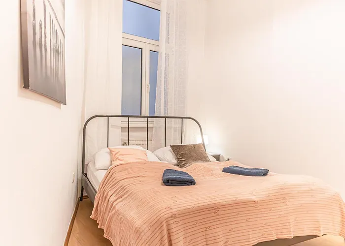 Cozy 3-bedroom In * Vienna